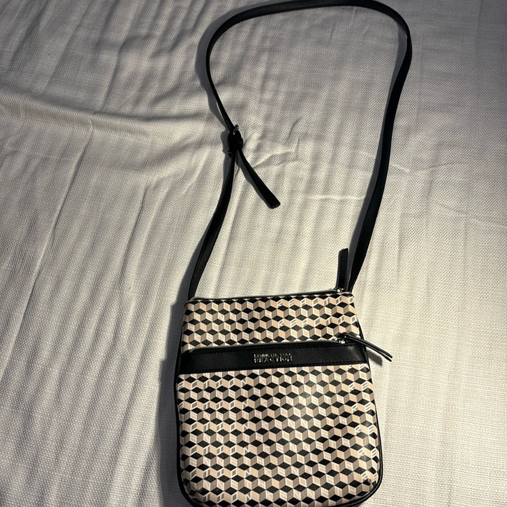 Kenneth Cole Dimensional Blocks Crossbody bag